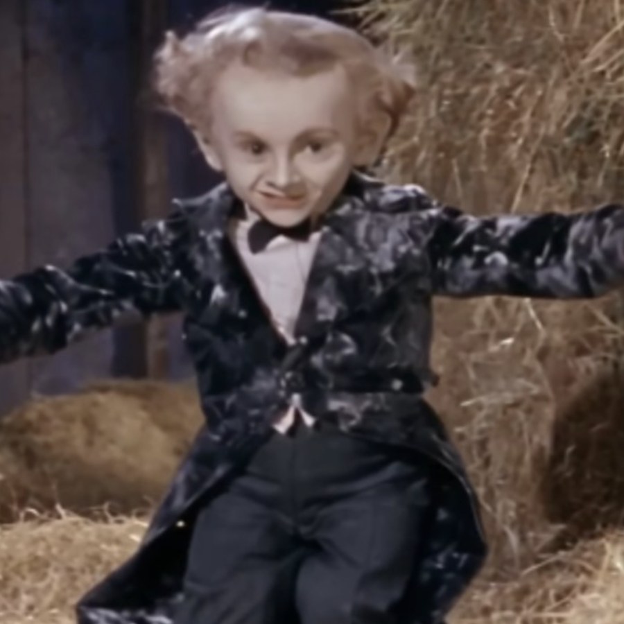 Rumpel tip-toeing across the straw in a candlelit barn